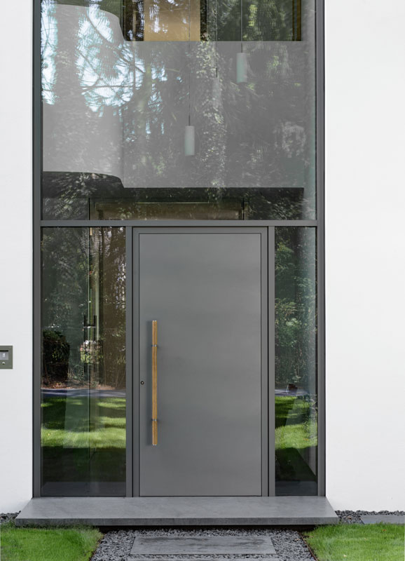 Villa am Rhein – Uferpanorama